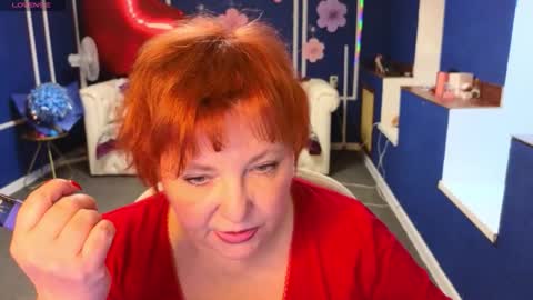 Kira Kennet online show from April 20, 11:35 am