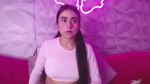 Snapshot of kira_moon_01 chatting on October 15, 7:47 pm kira_moon_01 online show from October 15, 7:47 pm