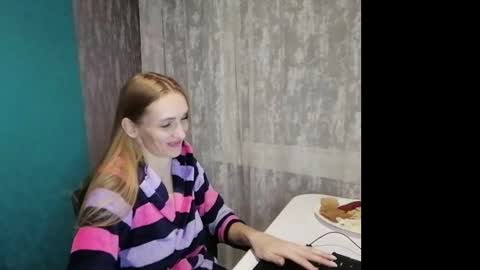 Snapshot of kira_morekiss chatting on December 26, 6:54 pm kira_morekiss online show from December 26, 6:54 pm