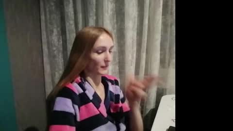 Snapshot of kira_morekiss chatting on February 14, 7:12 pm kira_morekiss online show from February 14, 7:12 pm