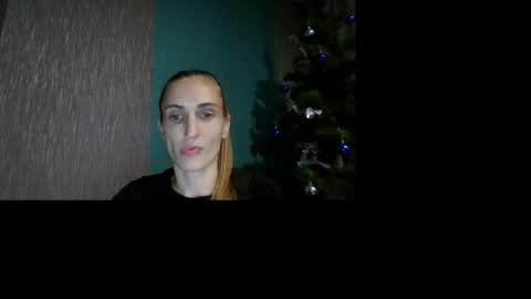 Snapshot of kira_morekiss chatting on December 13, 7:53 pm kira_morekiss online show from December 13, 7:53 pm