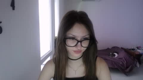 kirakittenn online show from October 5, 9:29 am