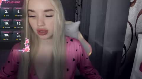 Snapshot of kirakrox chatting on February 17, 6:14 pm kirakrox online show from February 17, 6:14 pm