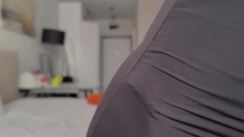 Snapshot of kirallove chatting on December 15, 11:47 am kirallove online show from December 15, 11:47 am