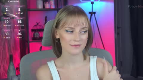 Kira online show from January 5, 5:49 pm