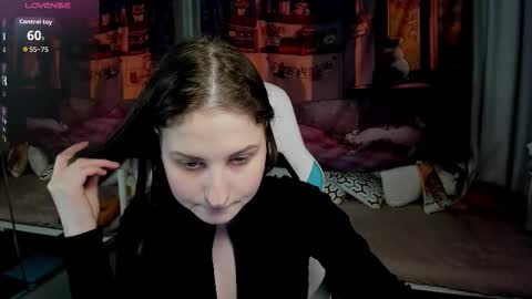 KiraParker online show from March 17, 6:33 pm