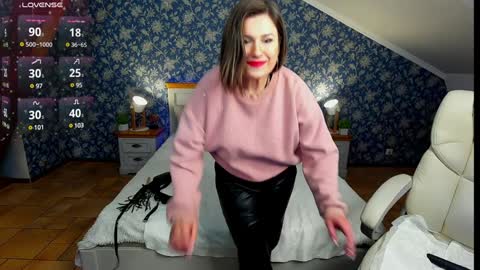 Kira online show from February 5, 3:20 pm