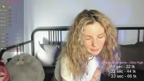 kirasigmameow6969 online show from June 4, 3:07 pm