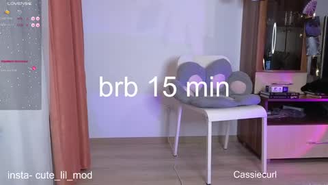 Kira cute online show from February 28, 8:07 pm