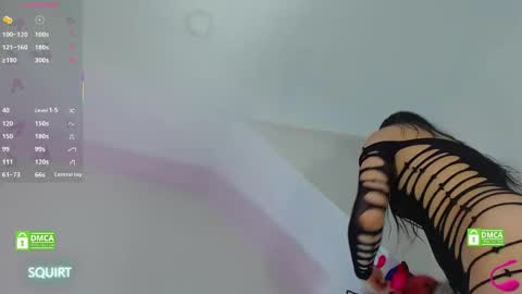 kiravixenn online show from February 1, 7:34 pm