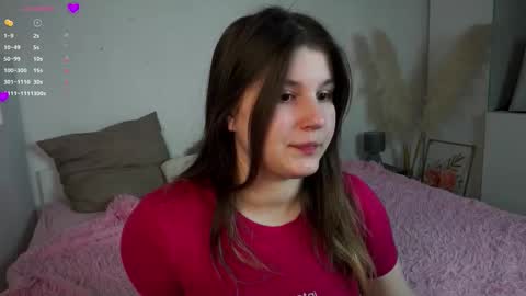 Snapshot of kirazephyr chatting on November 23, 8:03 am Kira online show from November 23, 8:03 am