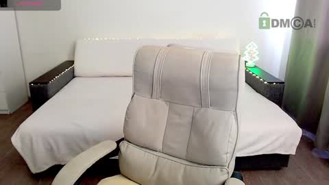 Kiri online show from January 16, 8:22 am