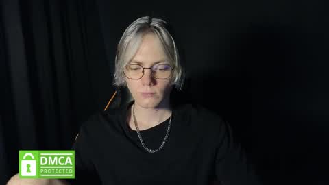 Snapshot of kirill_20_cm chatting on May 24, 1:27 pm Kirill and Andrey online show from May 24, 1:27 pm