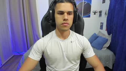 Jacob online show from December 18, 2:42 am