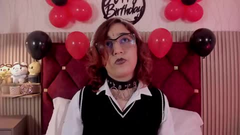 Snapshot of kirivelvet chatting on May 12, 8:50 pm Samantha Velvet online show from May 12, 8:50 pm