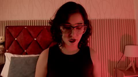 Snapshot of kirivelvet chatting on May 29, 9:24 pm Samantha Velvet online show from May 29, 9:24 pm
