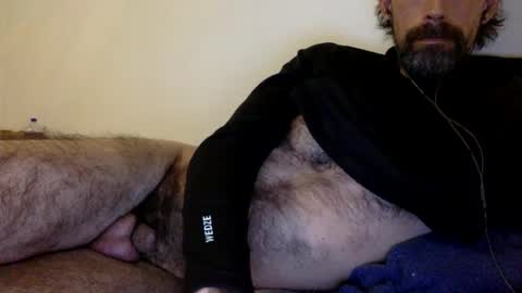 Snapshot of kirliannn chatting on March 6, 3:25 am kirlian online show from March 6, 3:25 am