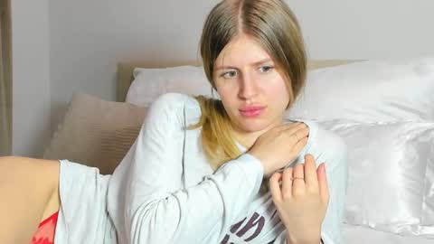 Kira online show from January 14, 6:57 pm