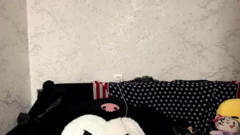 Hina online show from April 24, 1:24 pm