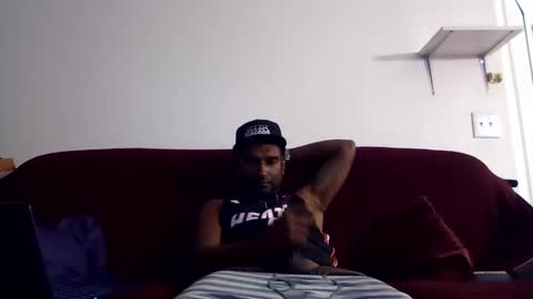 Snapshot of kishan2525 chatting on November 18, 10:52 am Kishan2525 online show from November 18, 10:52 am