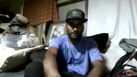 Snapshot of kishan2525 chatting on May 8, 9:03 am Kishan2525 online show from May 8, 9:03 am