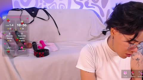 Snapshot of kishiranma chatting on May 7, 11:43 pm kishiranma online show from May 7, 11:43 pm