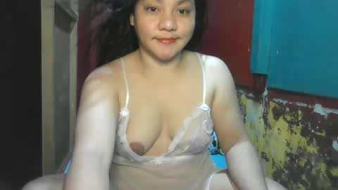Snapshot of kiss_me_loves chatting on November 4, 9:52 am kiss_me_loves online show from November 4, 9:52 am