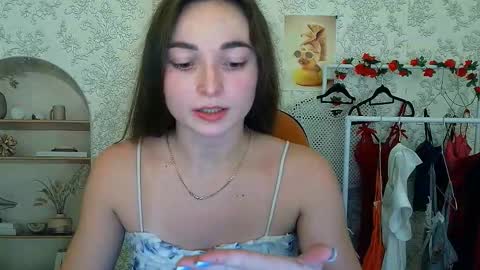 Snapshot of kiss_shy chatting on November 9, 2:59 pm Valeria online show from November 9, 2:59 pm