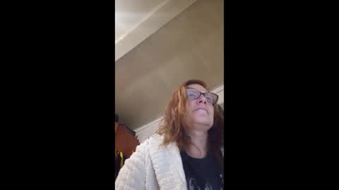 Snapshot of kissandvibe chatting on October 26, 6:03 pm kissandvibe online show from October 26, 6:03 pm