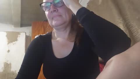 Snapshot of kissandvibe chatting on October 28, 8:44 pm kissandvibe online show from October 28, 8:44 pm