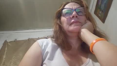 Snapshot of kissandvibe chatting on November 5, 7:25 pm kissandvibe online show from November 5, 7:25 pm