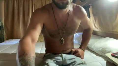 Snapshot of kisshard420 chatting on February 15, 4:20 am kisshard420 online show from February 15, 4:20 am