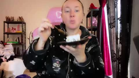 kissica online show from January 16, 8:29 am