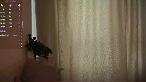 Lola online show from June 23, 3:37 am