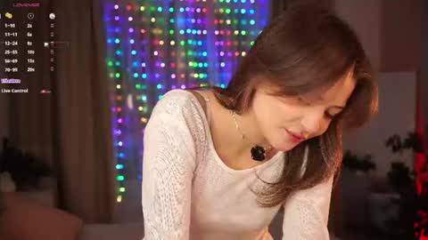 Lola online show from June 24, 7:46 pm