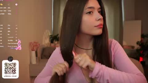Lola online show from July 20, 10:07 am