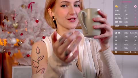 Snapshot of kisskiss_muah chatting on December 28, 2:10 pm Kate  online show from December 28, 2:10 pm