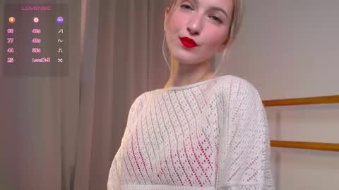 Snapshot of kisskiss_muah chatting on September 23, 2:09 pm Kate  online show from September 23, 2:09 pm