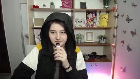 kissleoxx online show from April 29, 12:20 pm