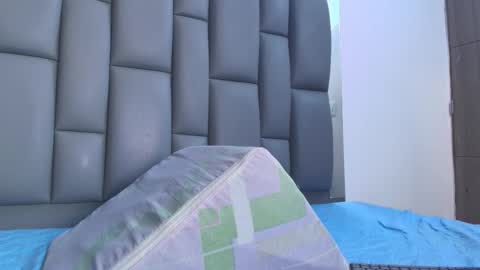 BELLA FLAME online show from January 10, 7:04 pm