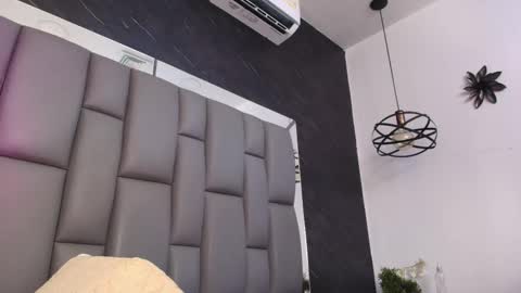 BELLA FLAME online show from February 14, 6:59 pm