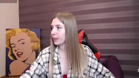 Snapshot of kissme_now chatting on September 18, 7:10 am kissme_now online show from September 18, 7:10 am