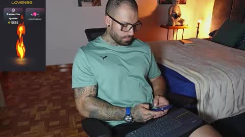 kite__ online show from March 17, 12:41 pm