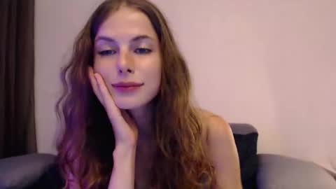 kitkatsweetspot online show from July 31, 4:28 pm