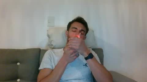 Snapshot of kitosssss chatting on December 12, 1:32 am Steve Cocks online show from December 12, 1:32 am