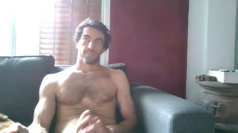 Snapshot of kitosssss chatting on November 27, 6:43 pm Steve Cocks online show from November 27, 6:43 pm