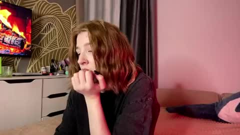 Tanesha online show from April 18, 2:32 pm