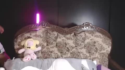Ari Keimiwrights  online show from July 5, 12:06 am