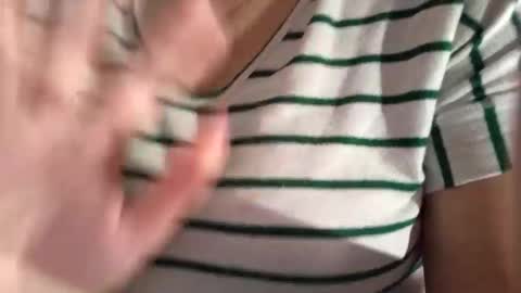 kitsuneniki online show from March 13, 7:42 pm