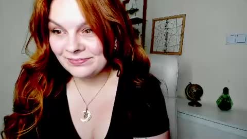 Snapshot of kittengingerxo chatting on July 9, 6:12 pm Kitten online show from July 9, 6:12 pm
